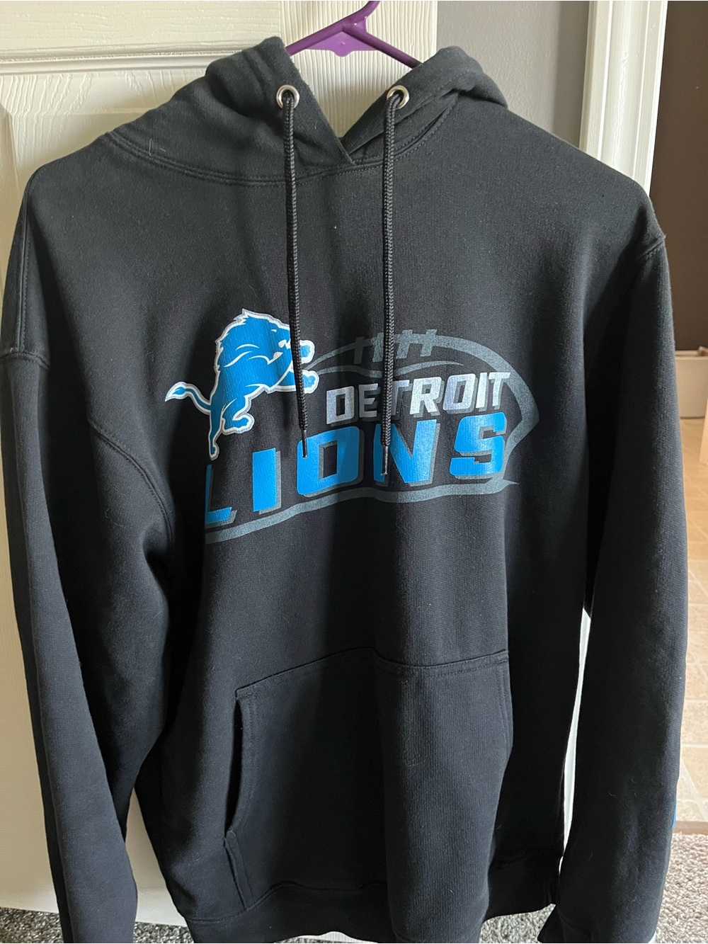 STARTER Detroit Lions Black Pullover Hoodie with Blue Logo